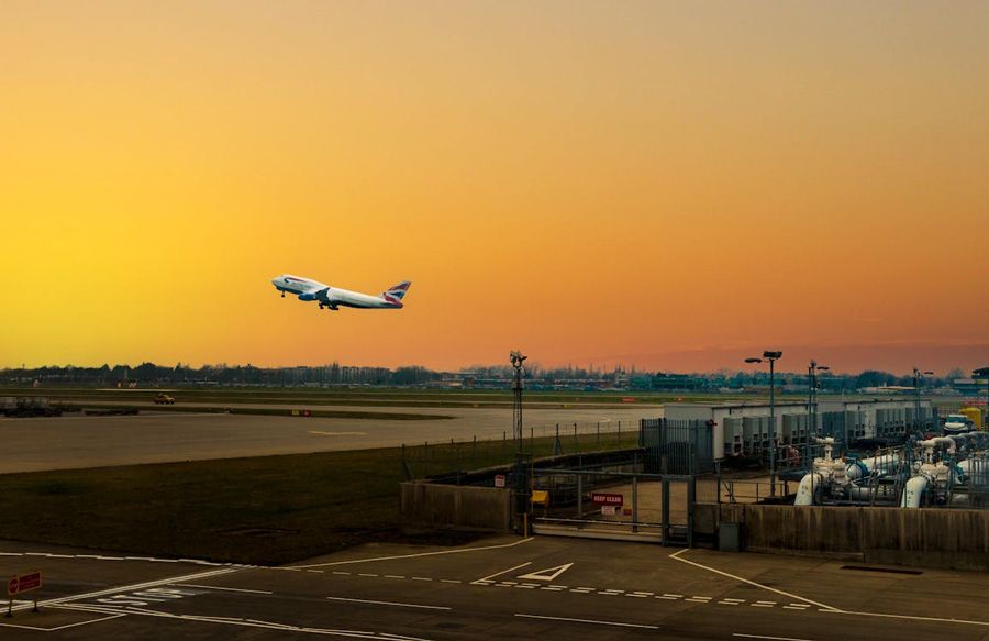 BA-plane-taking-off.jpg