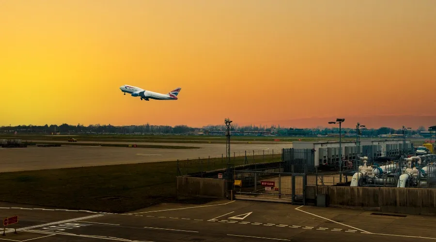 ba-plane-taking-off-from-runway.webp