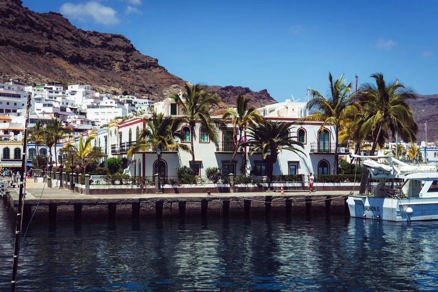 canary-islands-pier.jpg