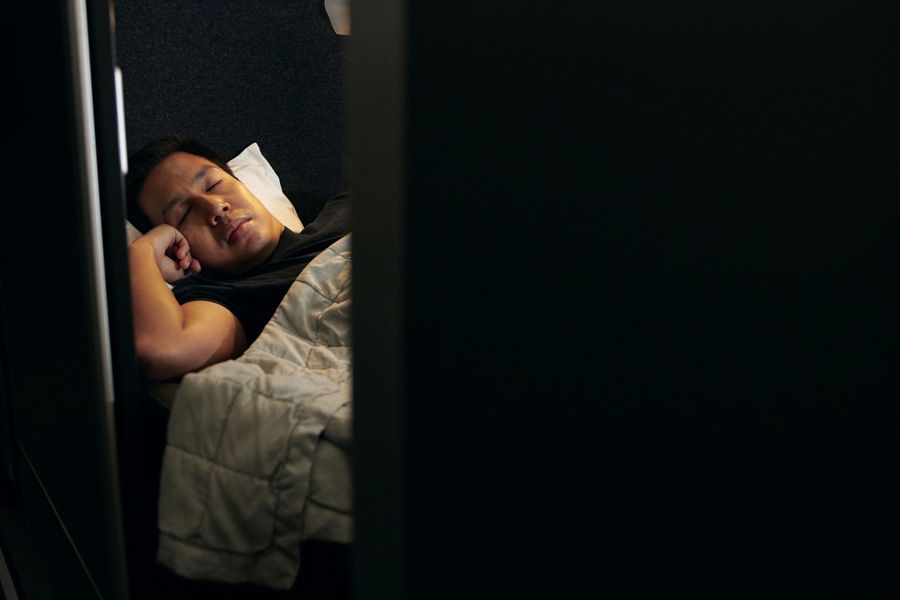 flat-bed-long-haul-seat.jpg
