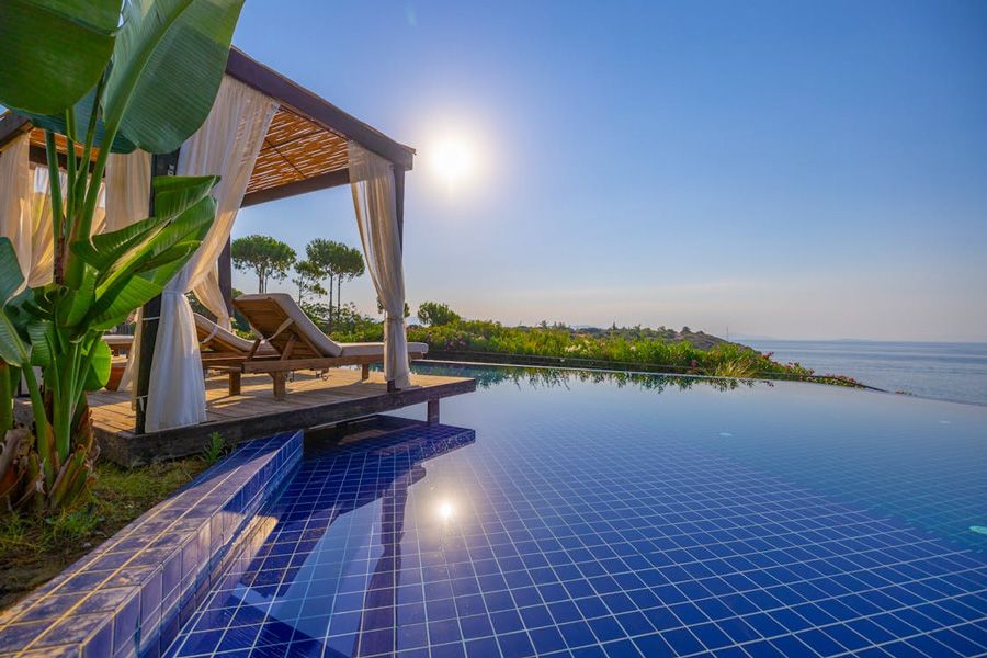 infinity-pool.jpg