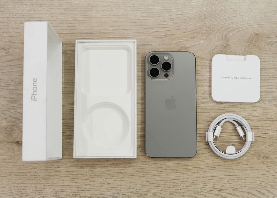 iphone.jpg