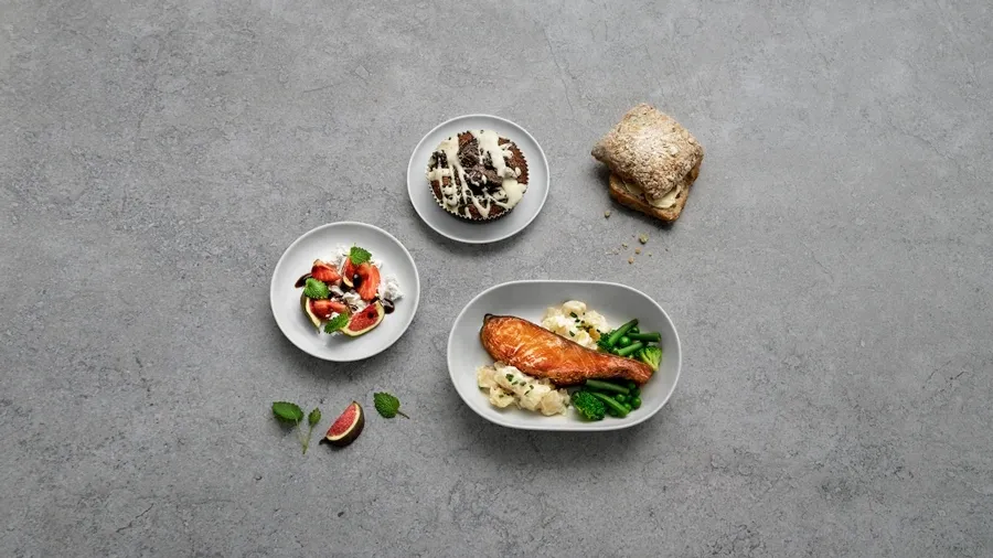 premium-economy-finnair-meals.webp